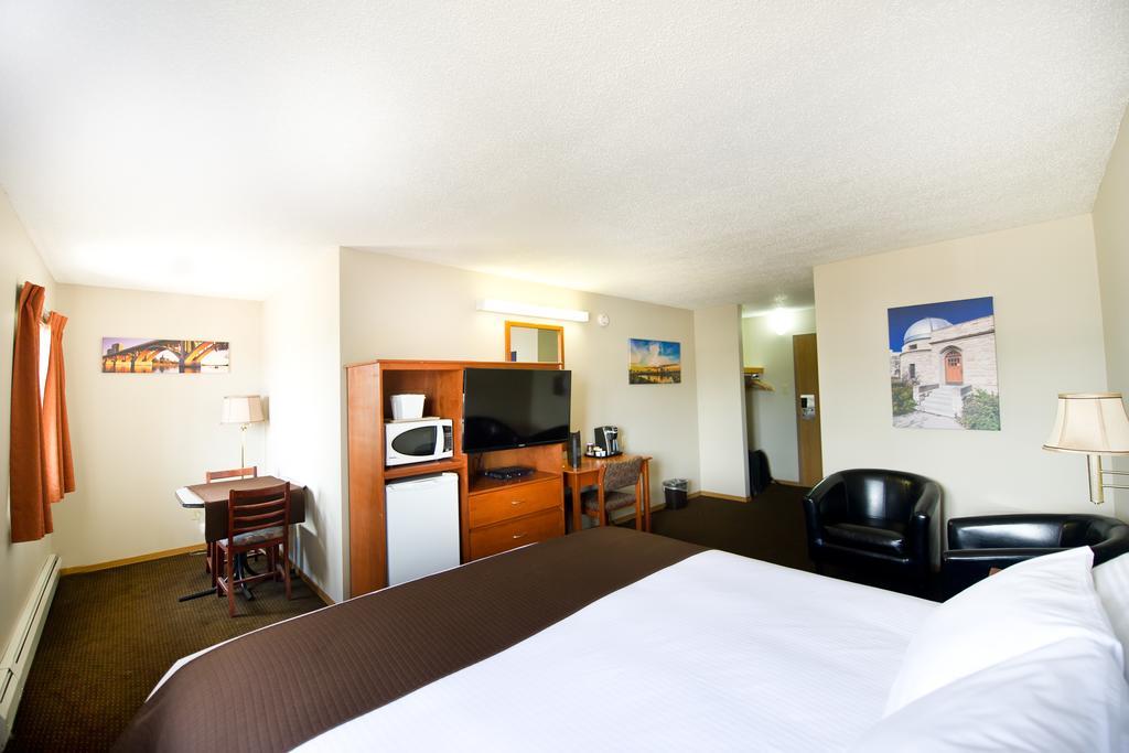 Riviera Motor Inn Saskatoon Pokój zdjęcie